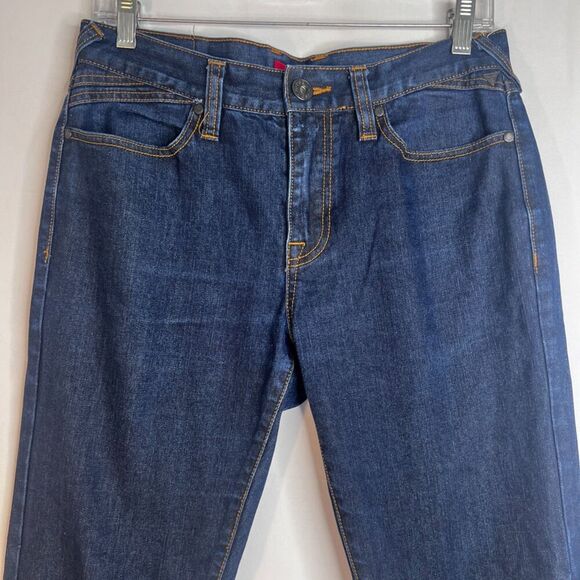 GUESS Dark Wash Denim Blue Jeans Cosmetic Back Zip Pockets Size 31/30 - Picture 6 of 10